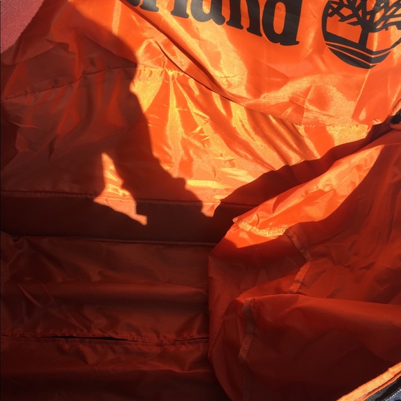 Timberland Duffle Bag On Wheels - Picture 5 of 8